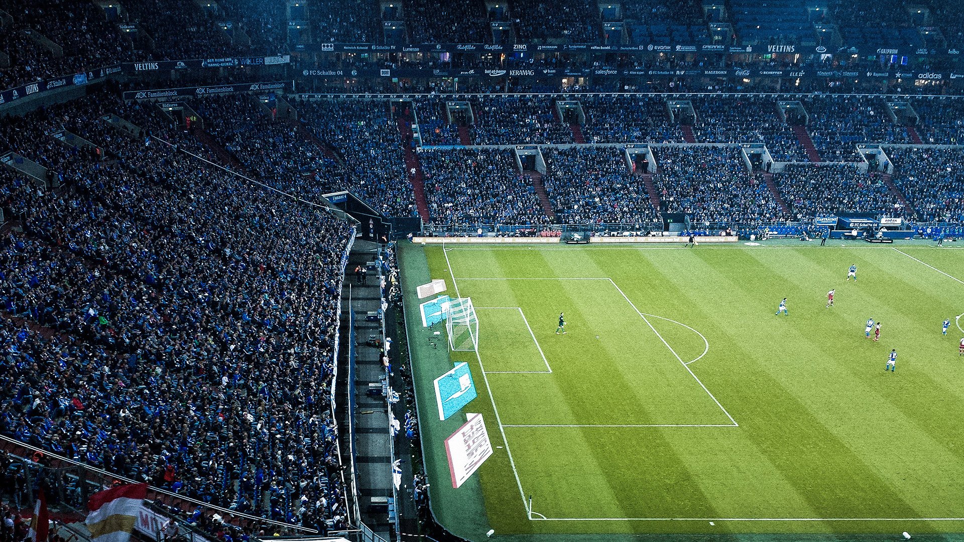 全国大学生越野赛 冬季赛段穿越林海雪原 参赛者直呼“又冷又爽”